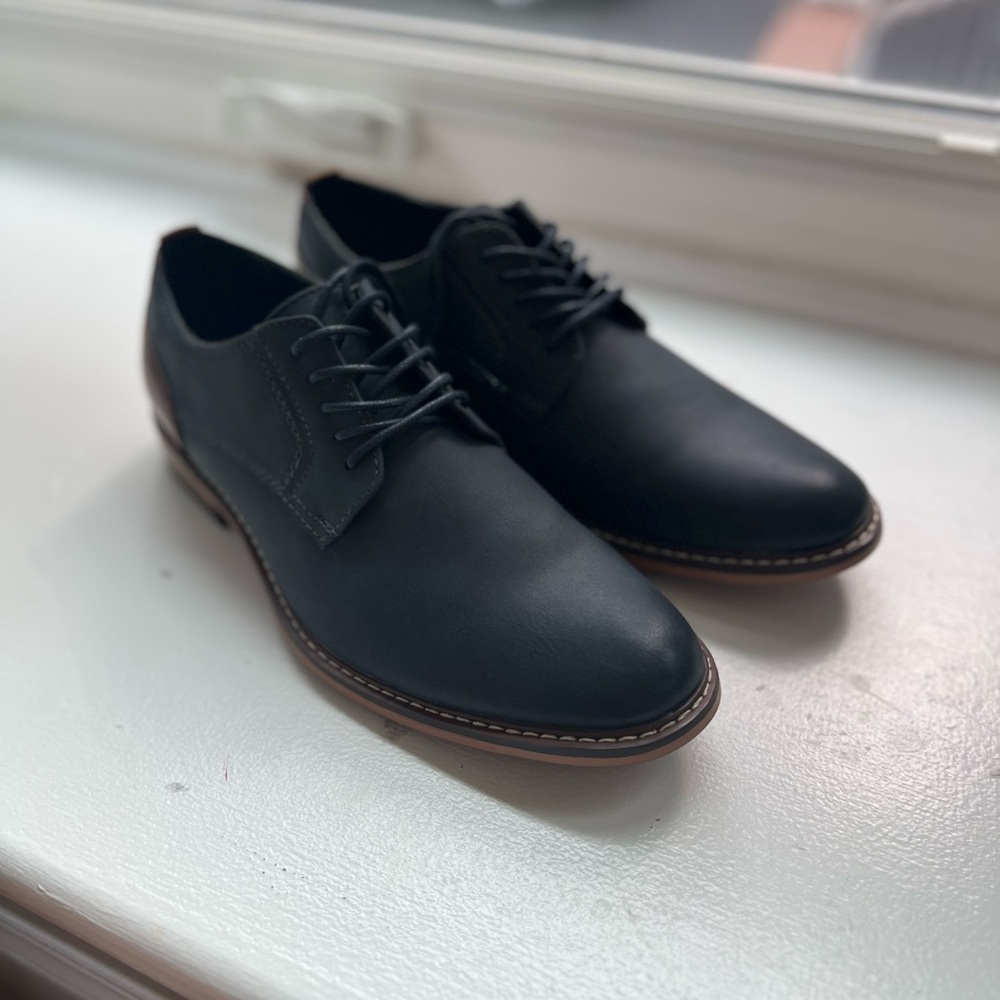 Steve Madden dark blue Leather Oxfords